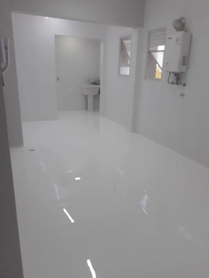 Piso epóxi para saúde e ambiente controlado